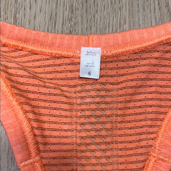Lululemon Athletica Orange Fitted Sleeveless Tank Top - EUC - Picture 5 of 5